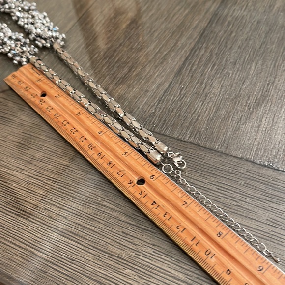 Vintage Style Necklace with Cut Glass Silver Colored Beads - Picture 12 of 13